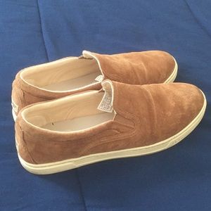 Light brown Ugg shoes